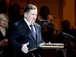 Михайлов и Овчаров награждены медалями за вклад в развитие просветительства Михайлов и Овчаров награждены медалями за вклад в развитие просветительства